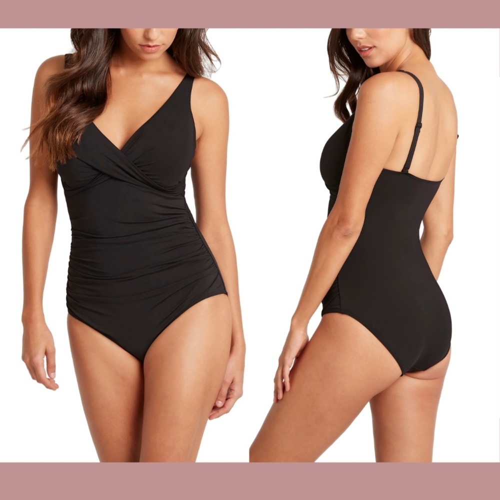 NEW Sea Level Cross Front Multifit One-Piece Swimsuit Black [‎ 6 US ]